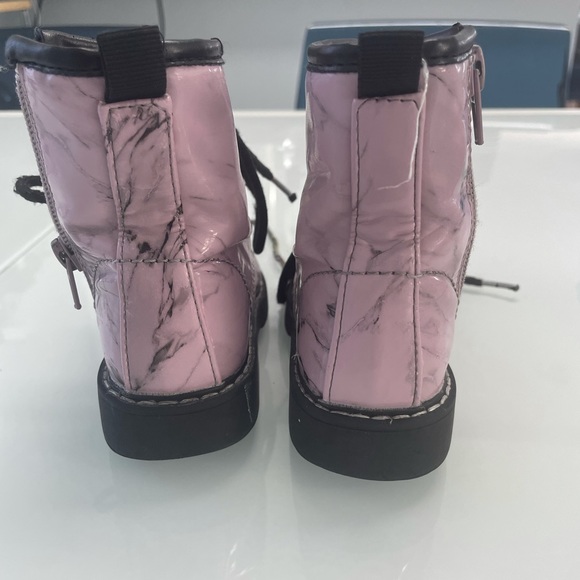 Steve Madden girls marble fashion booties kids pink size 9 thick rubber soul - Picture 6 of 12